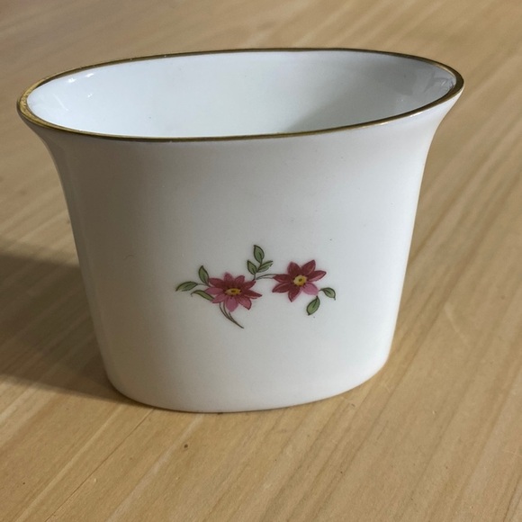 Royal Worcester‎ Made in England bone China floral toothpick holder - Picture 1 of 5
